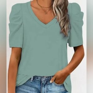 Green Puff Sleeve V-Neck T-Shirt Size L (12-14)